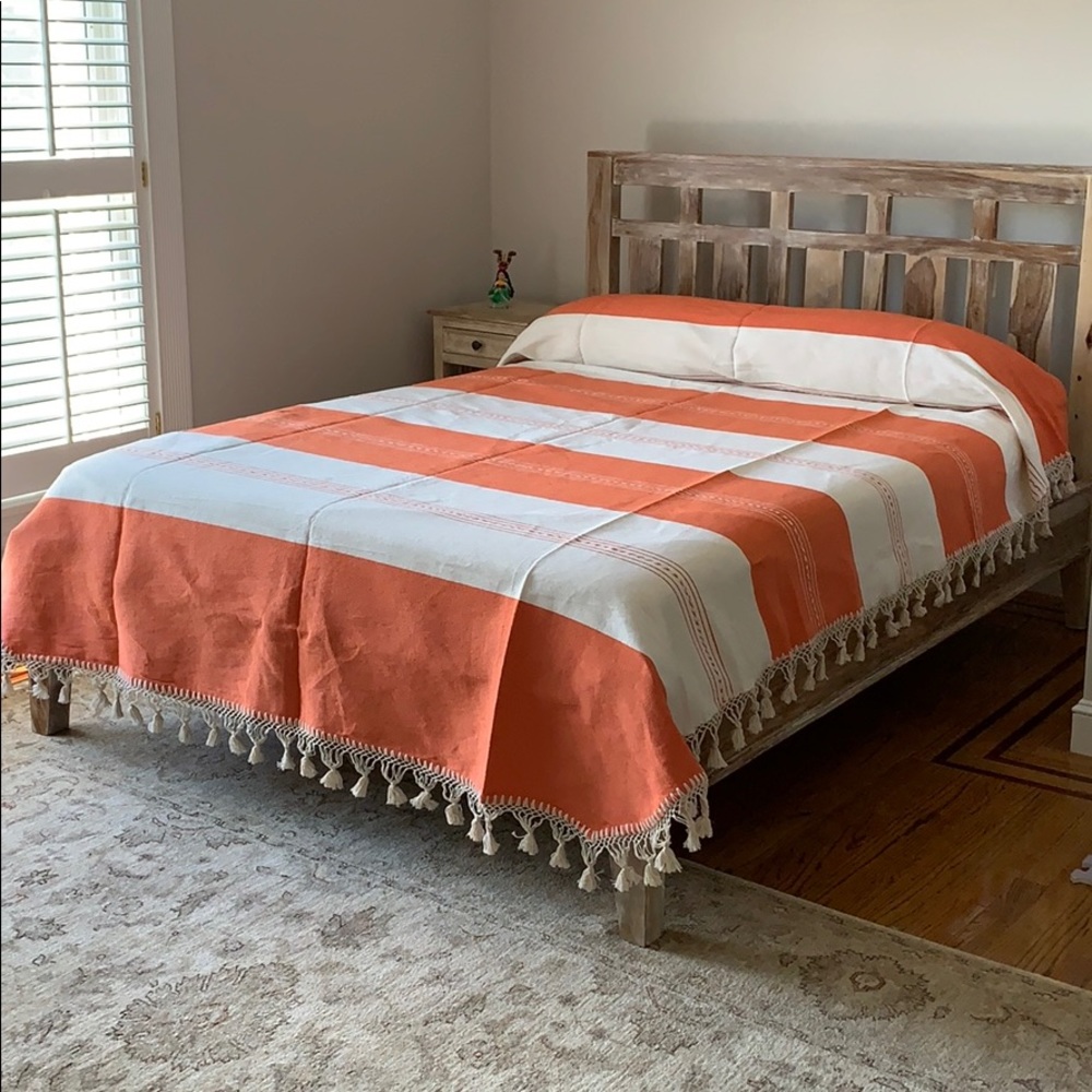 Hand Loom Full Size cotton Bedspread.
